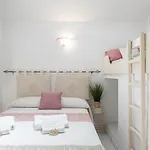 Apartment ⭑ ⭑ ⭑ ⭑ ⭑ Jewel On The Seafront Promenade Carloforte (Isola di San Pietro)